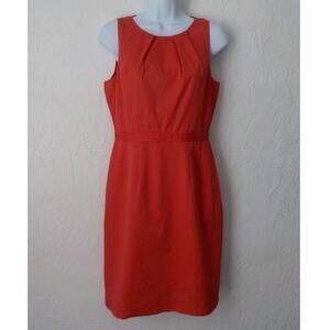 Elie Tahari Soft Red Sheath Dress Women size 4 Pleated Front Lined Zip Beautiful